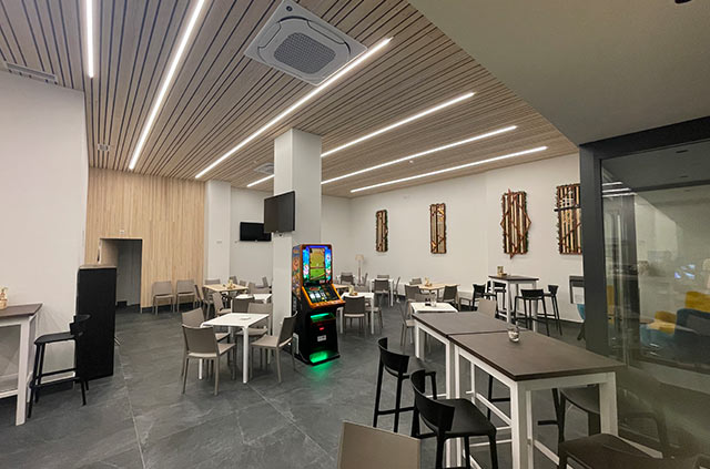 cafeteria cerca puerto Santander